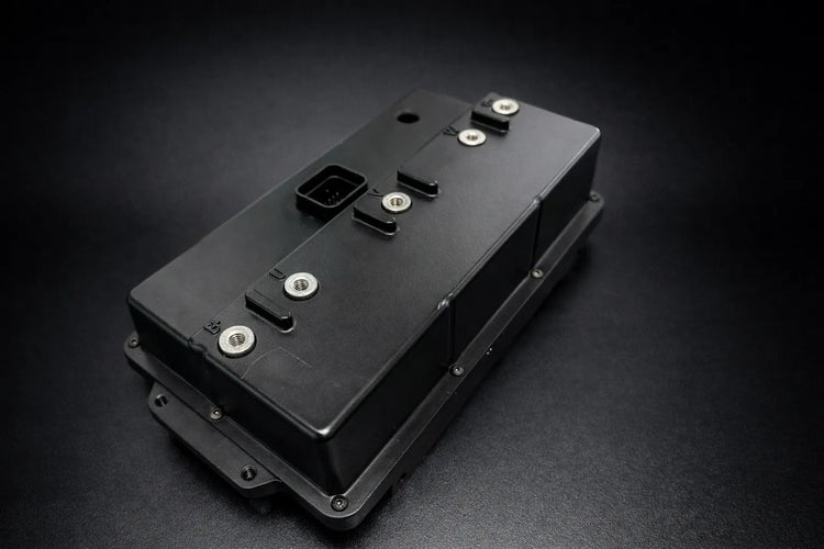 Vista superior do controlador eletrônico ESC Miglia MIG Drive 700