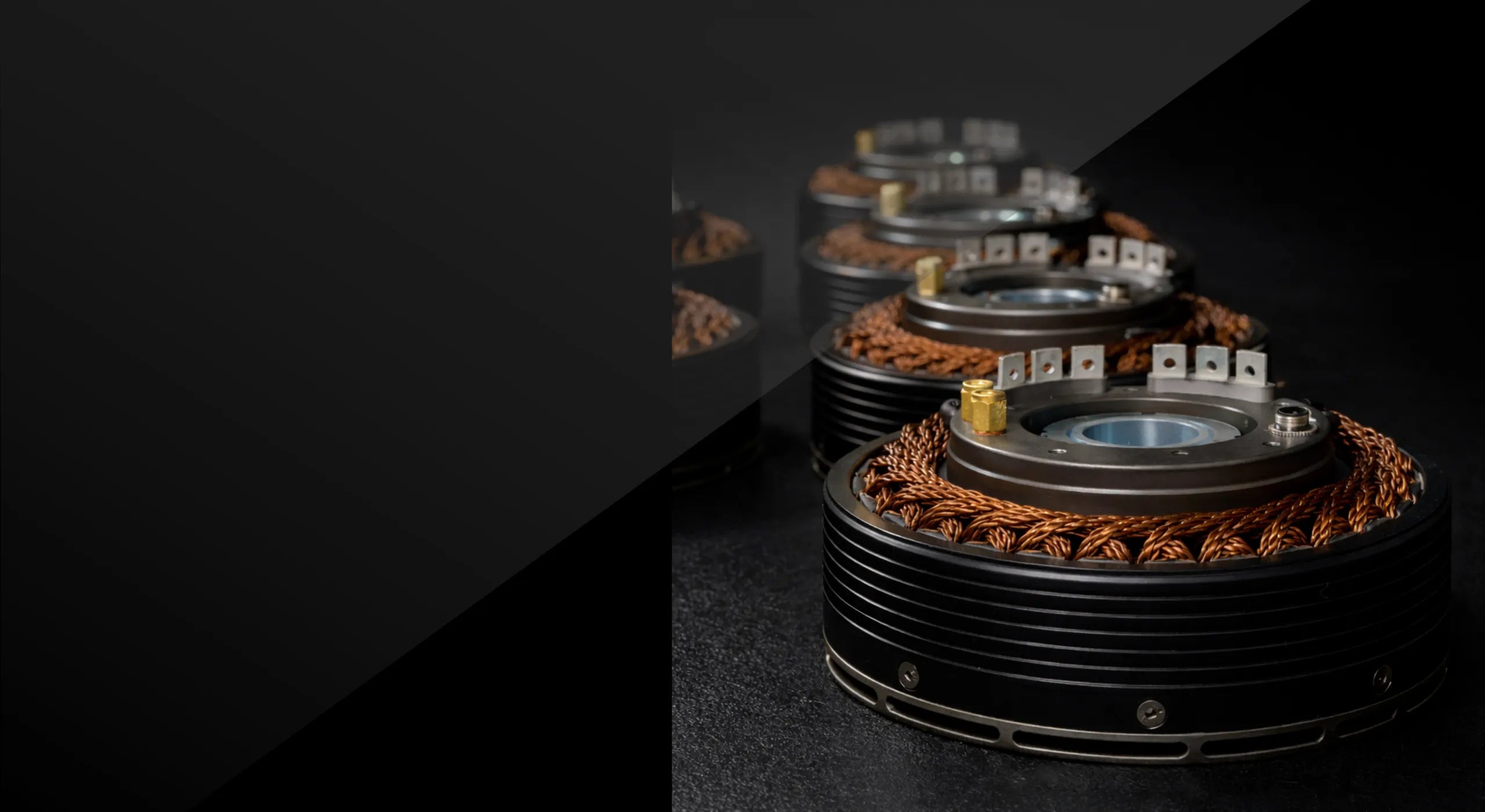 Sistema de propulsão elétrica de alta precisão com motor brushless Miglia em destaque